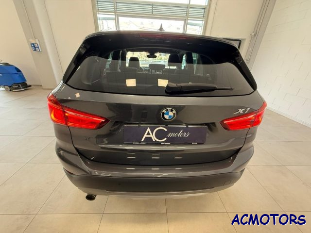 BMW X1 xDrive18d xLine - foto 4 di 4
