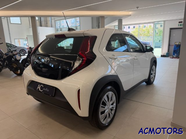 Toyota Aygo 1.0 VVT-i 72 CV 5 porte Active - foto 4 di 4