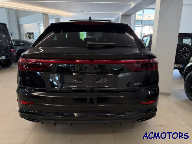 Audi Q8 SUV TDI quattro 210 kW tiptronic S line edition - foto 4 di 4