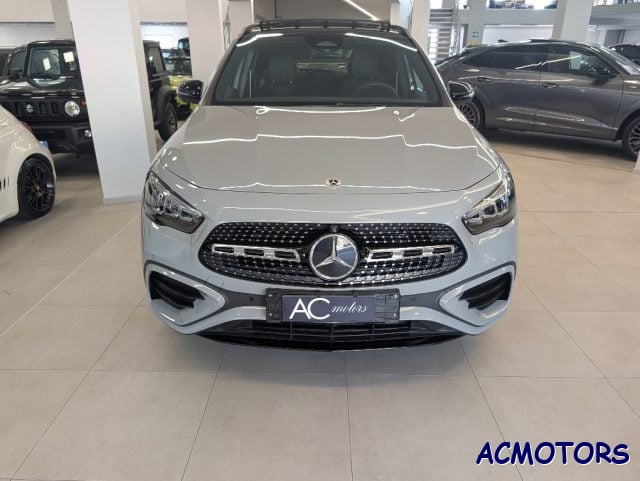Mercedes-Benz GLA 200 Automatic AMG Line Premium - foto 3 di 15
