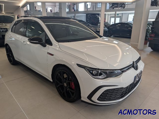 Volkswagen Golf 2.0 TSI DSG GTI - foto 2 di 15