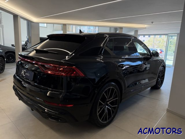 Audi Q8 45 TDI quattro tiptronic Sport S LINE - foto 4 di 4