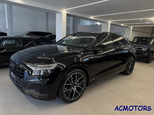Audi Q8 45 TDI quattro tiptronic Sport S LINE, del 2020, 84.000 km, in vendita a Savona (SV)