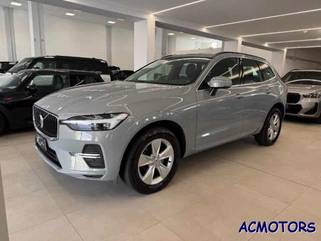 Volvo XC60 B4 (d) automatico Business, del 2023, 289.000 km, in vendita a Savona (SV)