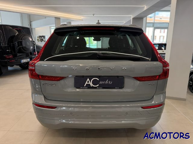 Volvo XC60 B4 (d) automatico Business - foto 4 di 4