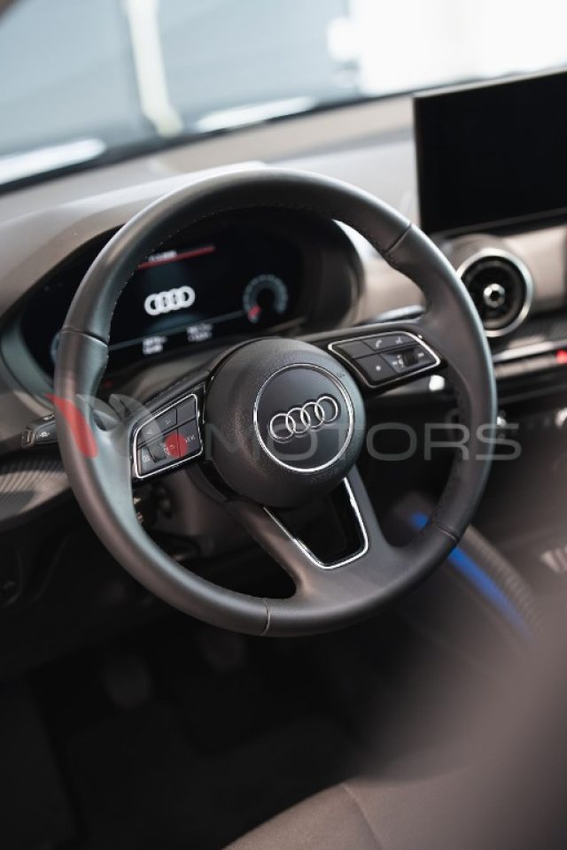 Audi Q2 30 TDI Identity Black usato a BRESCIA