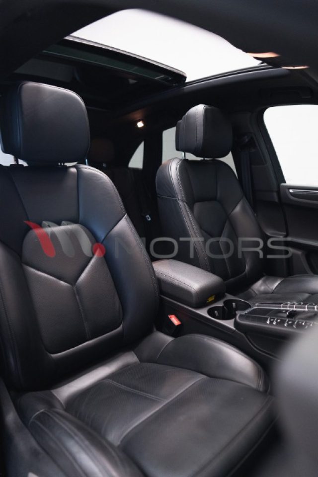 Porsche Macan 2.0 245 CV PDK, del 2021, 50.700 km, in vendita a Brescia (BS)
