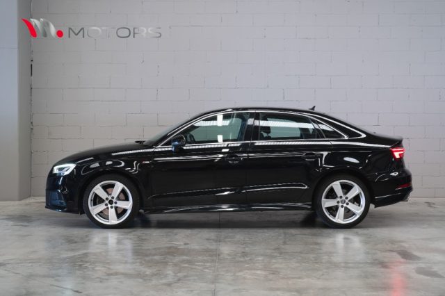 Audi A3 Sedan 35 2.0 TDI 150 CV S line - foto 3 di 4