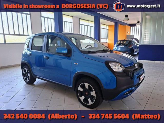 Fiat Panda 1.0 FireFly S&S Hybrid City Cross usato a MILANO