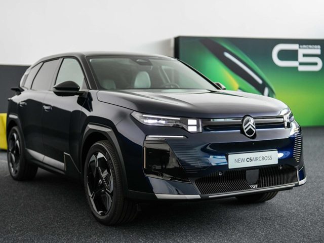Citroen C5 Aircross Hybrid 145 CV e-DCS6 Plus nuovo a CORATO