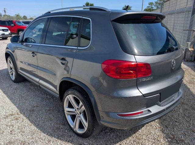 Volkswagen Tiguan 2.0 TDI 177 CV 4MOTION DSG R-Line BlueMotion Tech. - foto 3 di 4