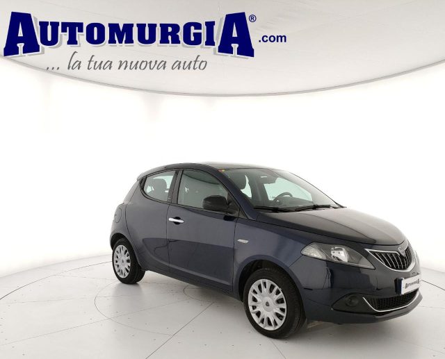 Lancia Ypsilon 1.0 FireFly 5 porte S&S Hybrid Ecochic Silver usato a CORATO