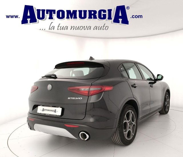 Alfa Romeo Stelvio 2.2 Turbodiesel 210 CV AT8 Q4 Executive - foto 4 di 22