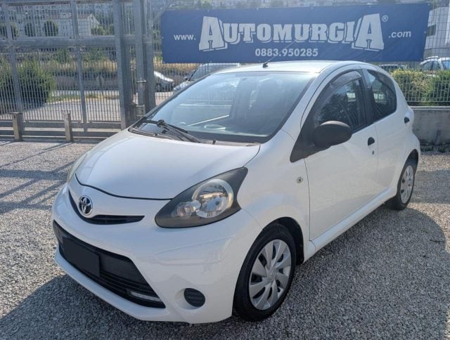 Toyota Aygo 1.0 12V VVT-i 5 porte Active Connect - TAGLIANDATA, del 2013, 109.565 km, in vendita a Corato (BA)