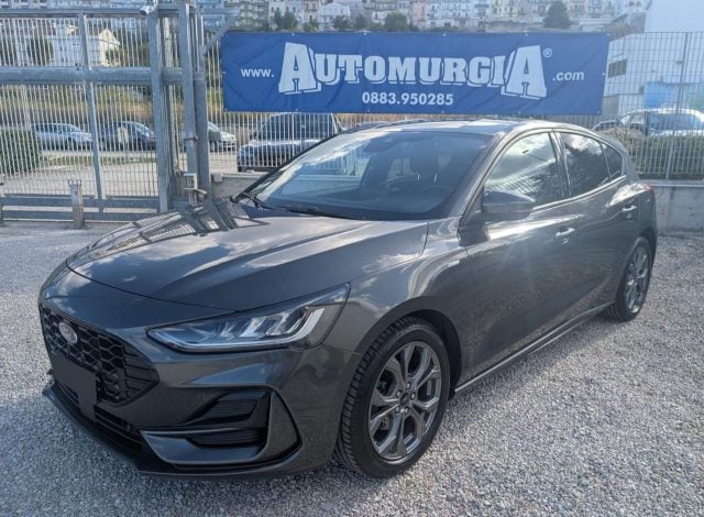 Ford Focus 1.0 EcoBoost Hybrid 125 CV 5p. ST-Line, del 2023, 61.596 km, in vendita a Corato (BA)