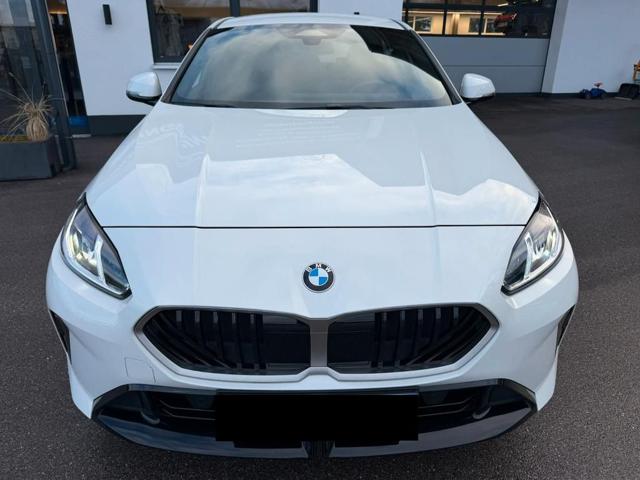 BMW 118 d M SPORT 18 LED - foto 3 di 4