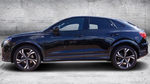 Audi Q3 SPB 35 TSI STRONIC S LINE BLACK PACK PANORAMA 20 - foto 2 di 4