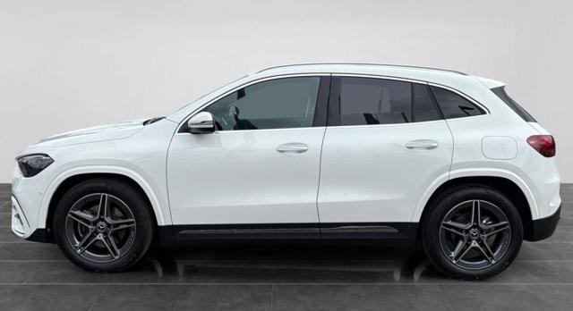 Mercedes-Benz GLA 180 AMG PREMIUM LED TELECAMERA 19 - foto 2 di 4