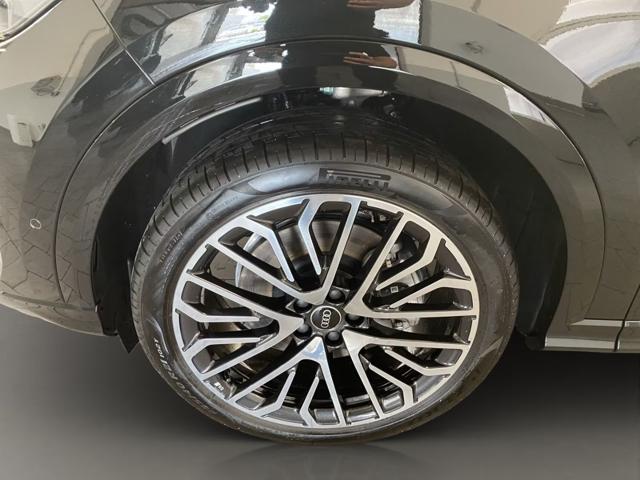 Audi Q5 40 TDI 204 CV quattro S Line Pack Tech PRO - foto 3 di 4