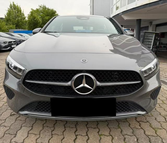 Mercedes-Benz A 180 d "Progressive" - foto 2 di 4