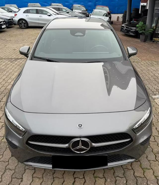 Mercedes-Benz A 180 d "Progressive" - foto 3 di 4