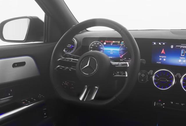 Mercedes-Benz GLA 180 AMG PREMIUM SPECIAL EDITION 200 - foto 4 di 4