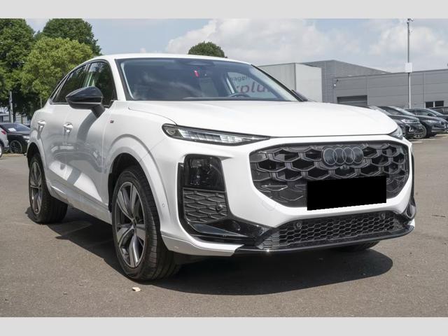 Audi Q3 TFSI S-TRONIC SPORTBACK S LINE BLACK PACK ACC 19 - foto 2 di 4