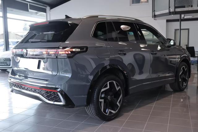 Volkswagen Tiguan TDI DSG R-LINE 19 ACC TELECAMERA - foto 4 di 4