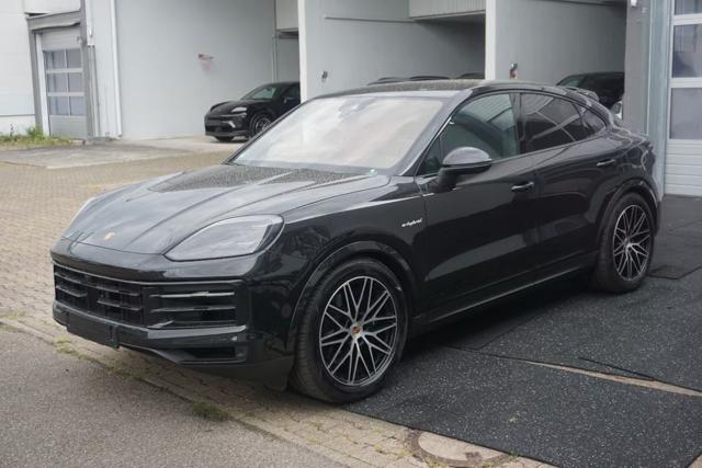 Porsche Cayenne COUPE E-HYBRID SPORT CHRONO 21 MATRIX - foto 4 di 23