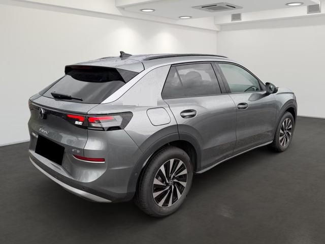 Volkswagen T-Roc 1.5 eTsi LIFE LED 17 - foto 4 di 4