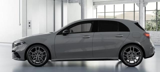 Mercedes-Benz A 200 D AMG PREMIUM PANORAMA NIGHT GRIGIO ALPI - foto 4 di 4