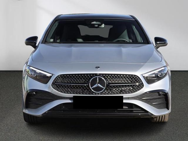 Mercedes-Benz A 200 D AMG PREMIUM PANORAMA NIGHT - foto 3 di 4
