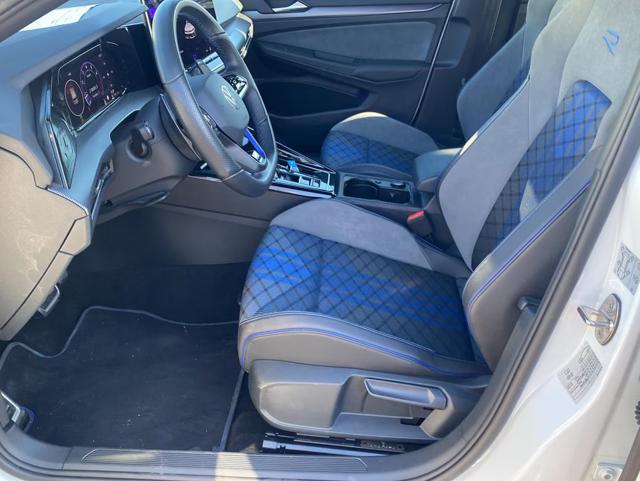 Volkswagen Golf VIII R 2.0 TSI 4MOTION - foto 4 di 4