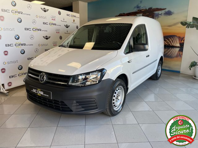 Volkswagen Caddy 2.0 TDI 102 CV DSG Furgone Business usato a MESAGNE