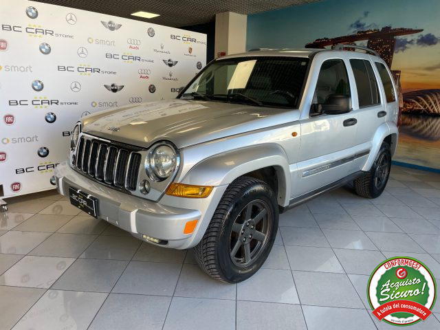 Jeep Cherokee 2.8 CRD Autom. * GANCIO TRAINO usato a MESAGNE