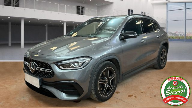 Mercedes-Benz GLA 200 d Auto Premium AMG *PACK LUCI*PELLE usato a MESAGNE
