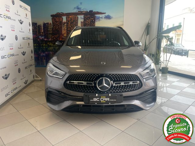 Mercedes-Benz GLA 200 d Auto Premium AMG *PACK LUCI*PELLE - foto 4 di 4