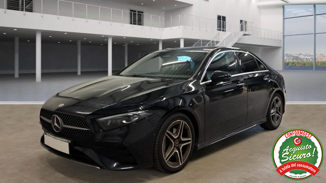 Mercedes-Benz A 200 d Sedan Aut. AMG LINE usato a MESAGNE