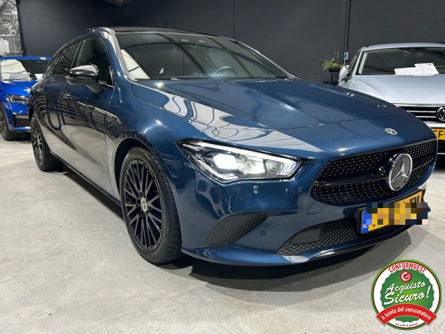 Mercedes-Benz CLA 180 d Aut. Shooting Brake *TETTO APRIBILE - foto 3 di 4