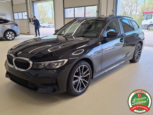 BMW 318 d 150cv 48V Touring *LED*NAVI*PELLE usato a MESAGNE