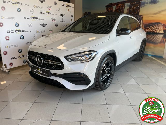 Mercedes-Benz GLA 200 d Aut. Premium AMG * TETTO *PACK NIGHT usato a MESAGNE