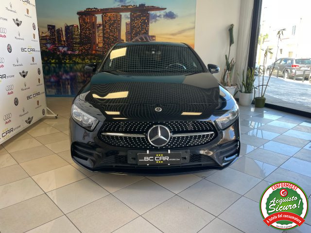 Mercedes-Benz A 180 Aut. Premium AMG *NIGHT PACK - foto 2 di 4