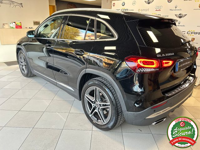 Mercedes-Benz GLA 200 d 150cv Auto Premium AMG - foto 4 di 4