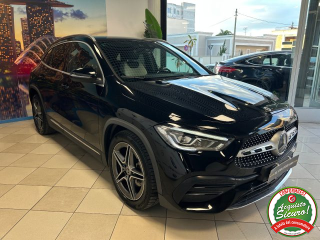Mercedes-Benz GLA 200 d 150cv Auto Premium AMG - foto 3 di 4