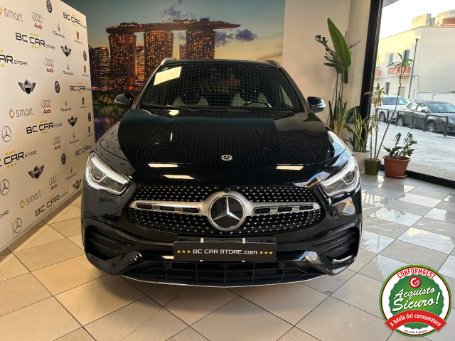Mercedes-Benz GLA 200 d 150cv Auto Premium AMG - foto 2 di 4