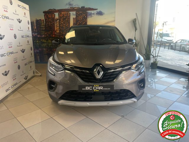Renault Captur 1.3 Mild Hybrid 160cv EDC TECHNO - foto 2 di 29