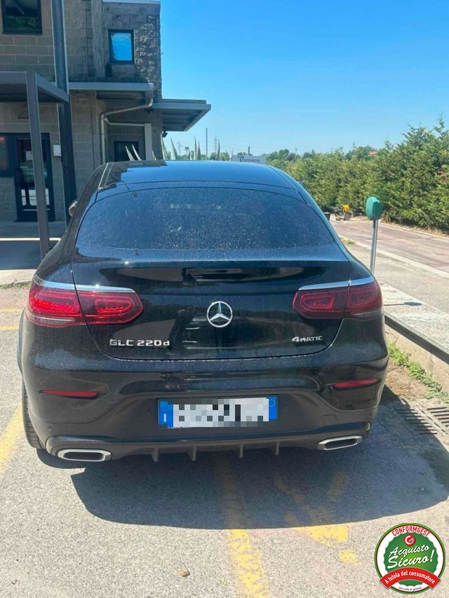Mercedes-Benz GLC 220 d 194cv Coupé AMG Premium Plus - foto 3 di 5