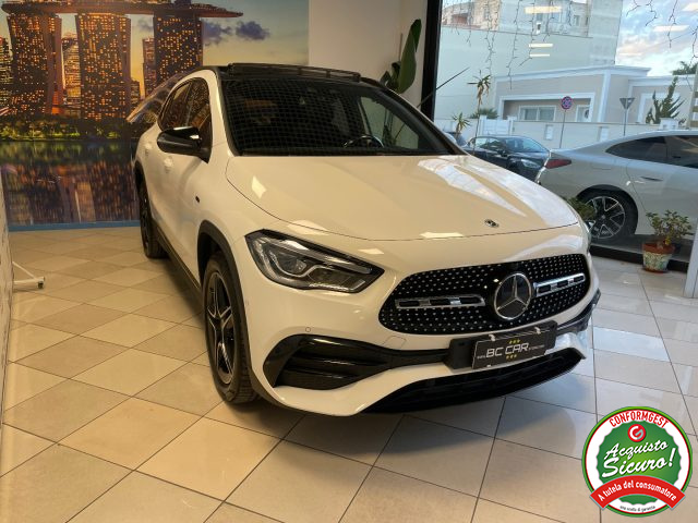 Mercedes-Benz GLA 250 EQ Power PREMIUM AMG *TETTO - foto 3 di 4