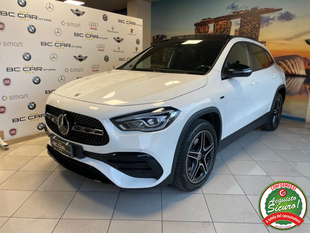 Mercedes-Benz GLA 250 EQ Power PREMIUM AMG *TETTO, del 2020, 97.166 km, in vendita a Mesagne (BR)