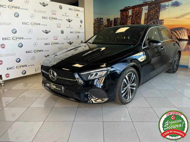 Mercedes-Benz A 180 Auto Progressive Advanced, del 2023, 53.696 km, in vendita a Mesagne (BR)